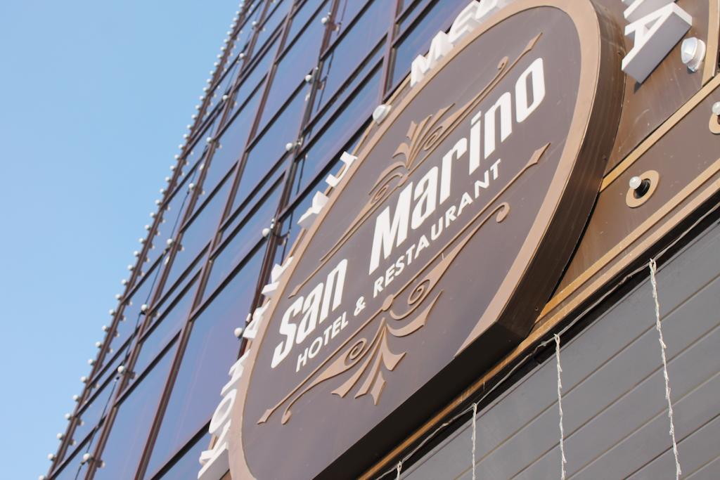 San Marino Hotel Astana Exteriör bild